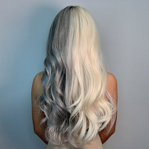 【Luna 4】  Haircube Long Gray with White Wavy Synthetic Wigs with Bangs LC6081-1